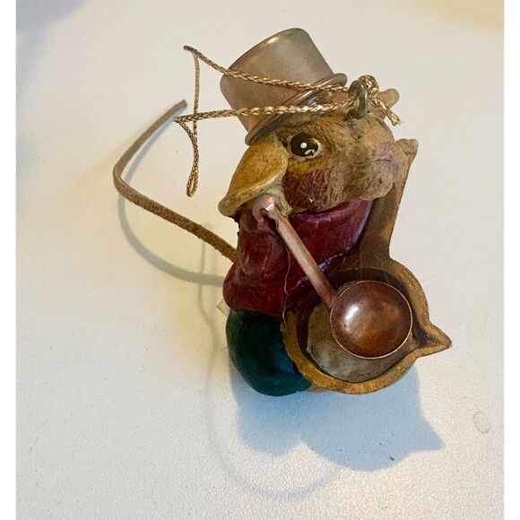 Kurt Adler Hole In The Wall Gang Christmas Ornament - Picture 4 of 5